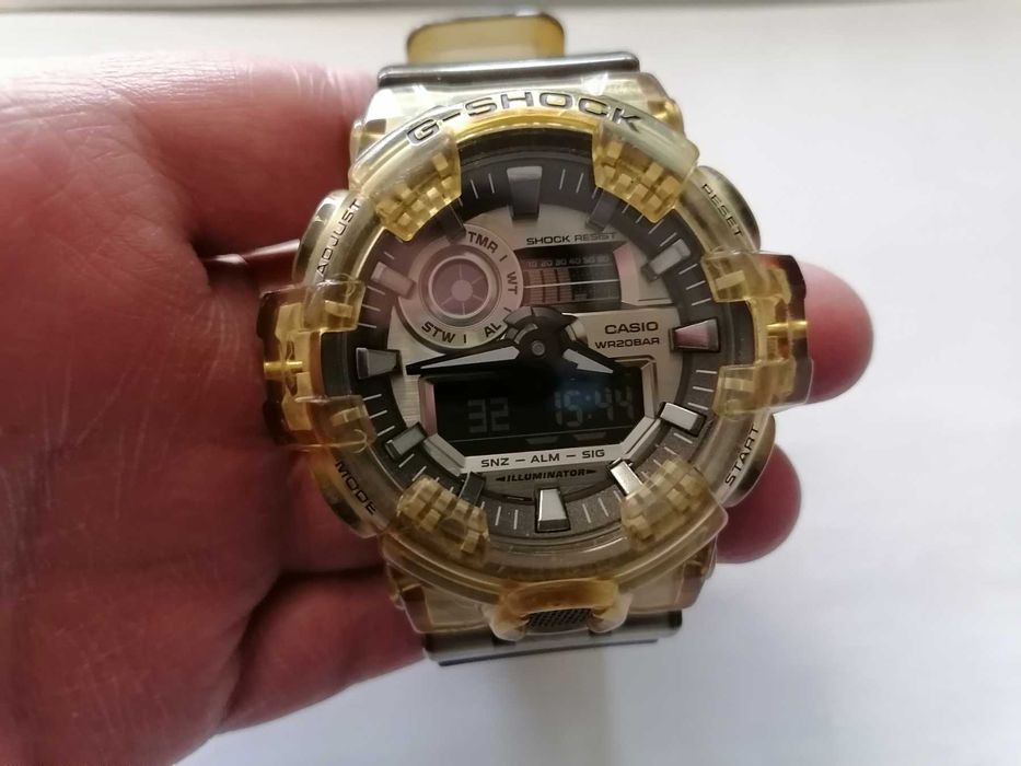 Часовник Casio G Shock GA-700SK
