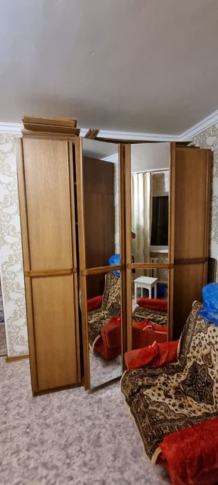 Продам спальный гарнитур