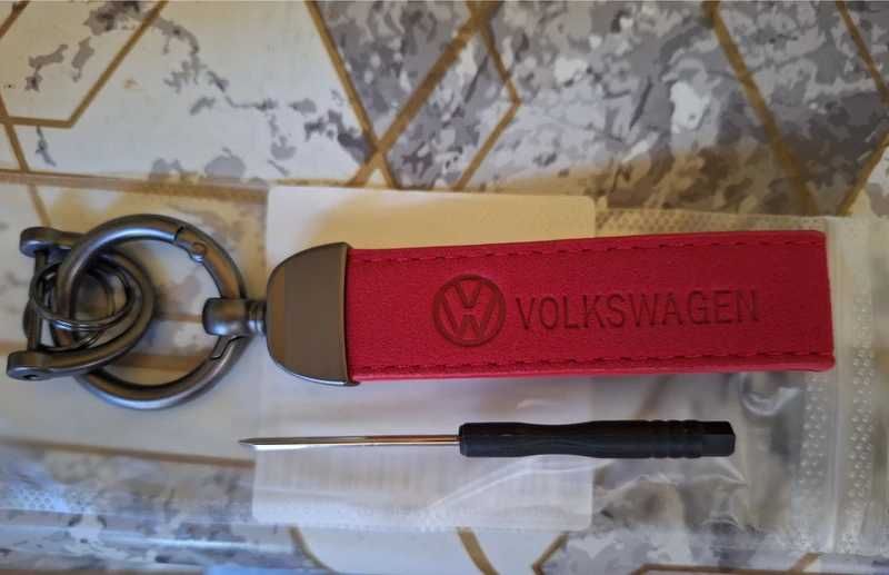 Breloc Cheie Volkswagen Model Deosebit Rosu