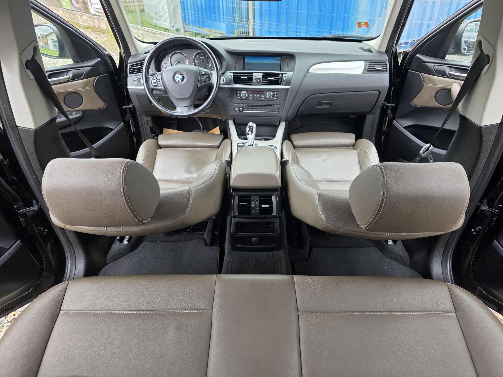 Bmw x3 f25 2.0 184 cp/automat/bi-xenon/2013/interior maro