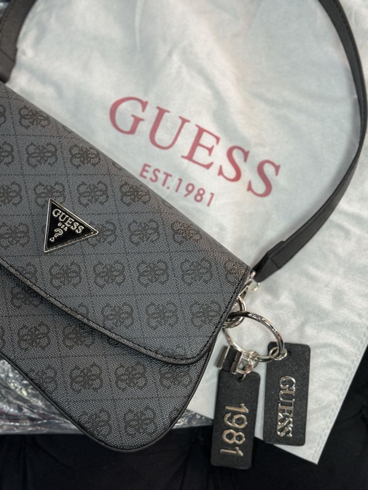 Сумка GUESS новая