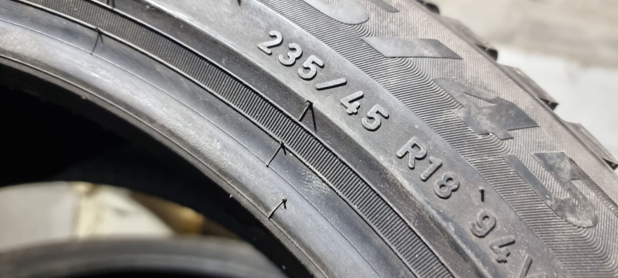 4бр Зимни гуми 235/45/18 Pirelli (2020)