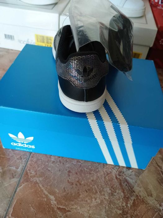 Оригинални детски обувки Adidas