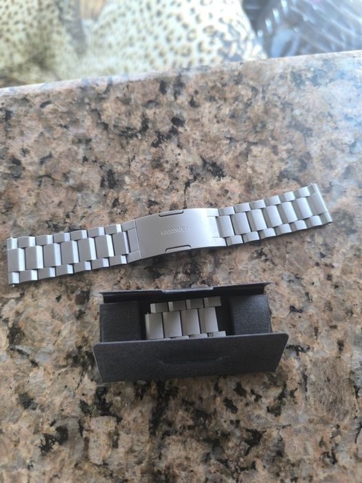 Vând curea / brățară titanium ceas Huawei gt