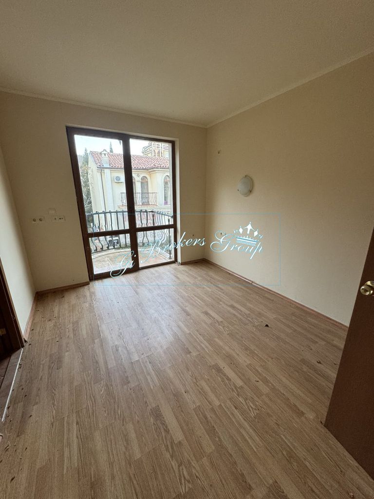 Продава се Къща в к.к. Елените - 100 кв.м за 1090 €/кв.м - Снимка #5