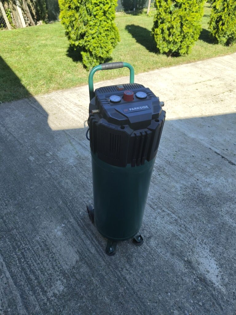 Compresor aer vertical 50l Parkside