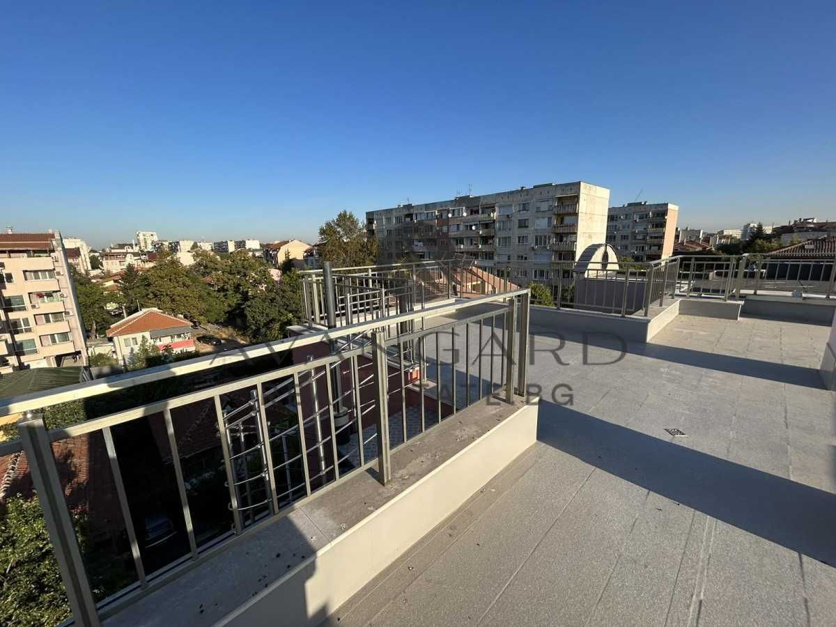 Продава се Мезонет в Пловдив, Кючук Париж - 222 кв.м за 1058 €/кв.м - Снимка #13