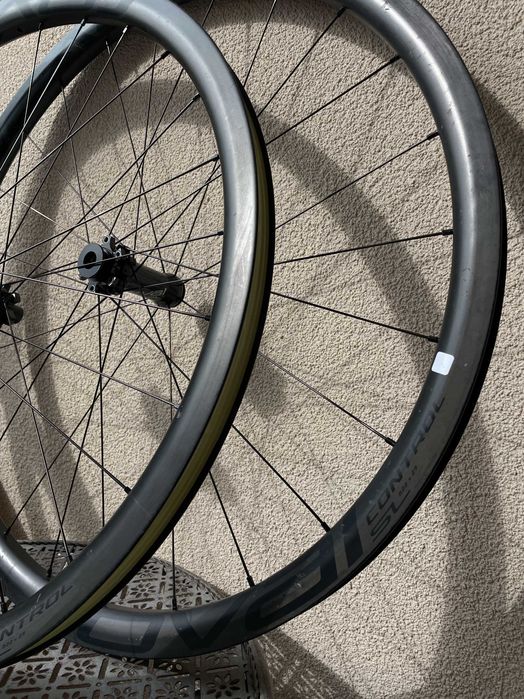 Specialized Roval Control SL Carbon 29 148 XD – карбонови капли 1400g