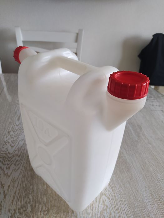 Канистра пластмассовая для питьевой воды
