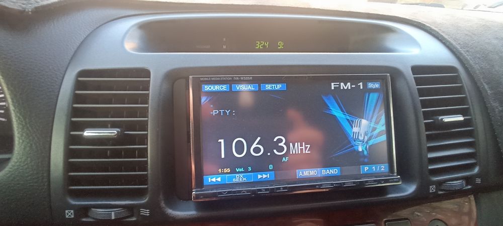 Продам автомагнитолу ILPIHE.