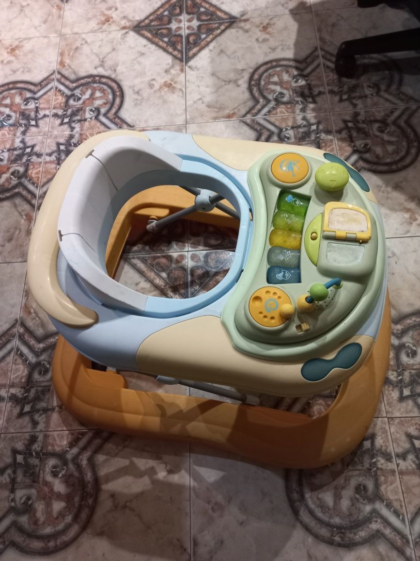Premergător, rotobil  chicco