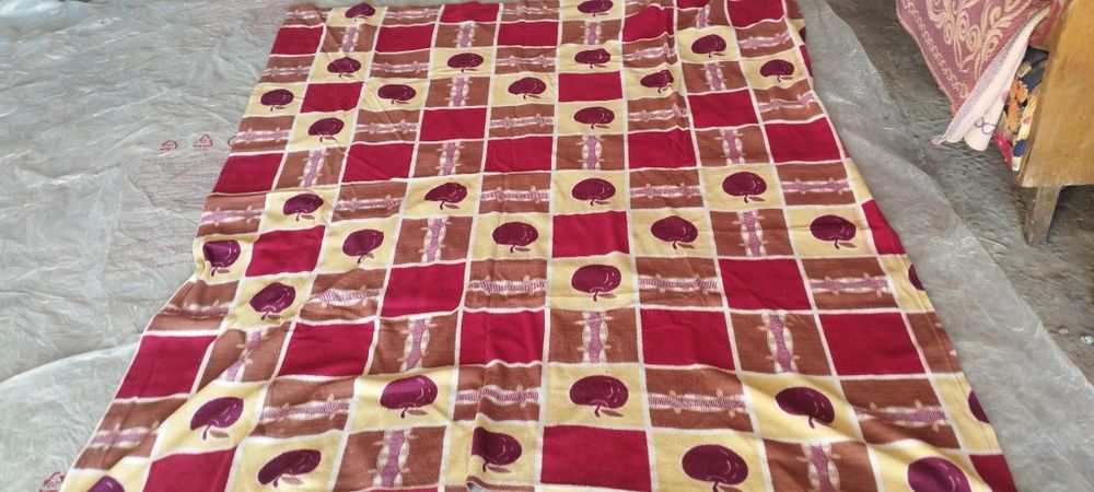 Продам одеяла разные