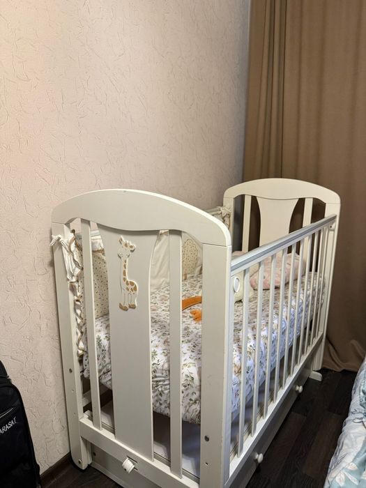 Продам детскую кроватку