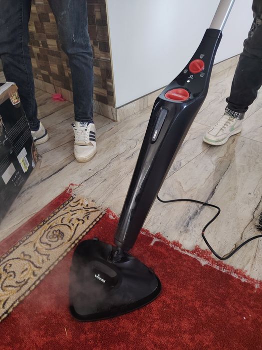 Vand mop cu aburi Curăță și dezinfectează eficient,