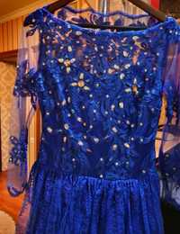 Шикарное вечернее платье из французского гипюра, размер 44-46