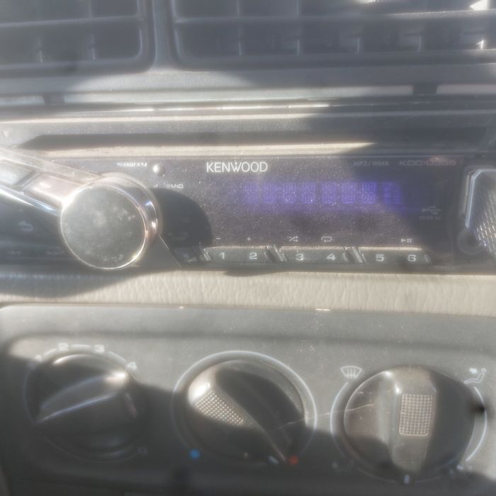 Продам магнитолу кенвод  состояние  пушка  оригинал