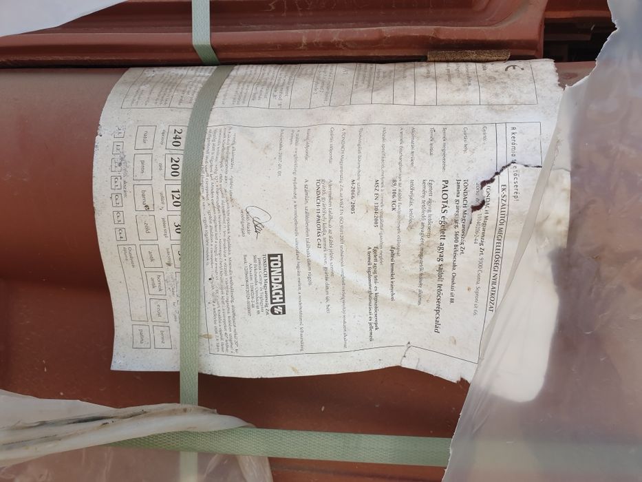 Țiglă Tondach Castel