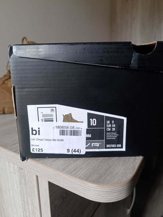 НОВИ Under armour зимни ботуши