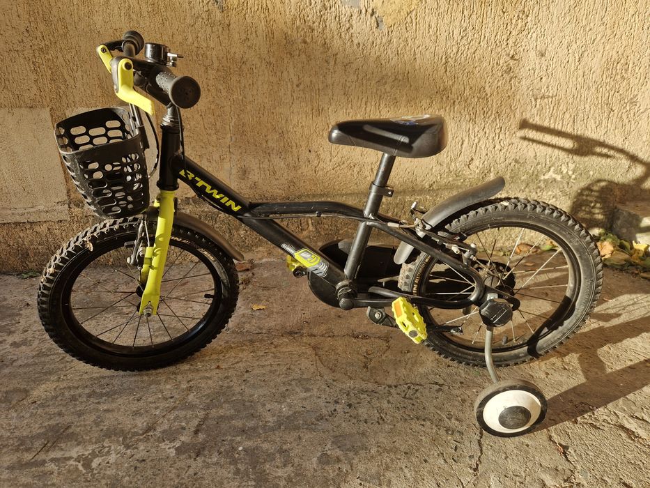 URGENT!! Bicicleta decathlon 16 inch 4-6 ani (105-120cm) dark hero 500