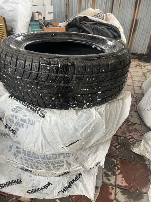 Продам зимние шины.