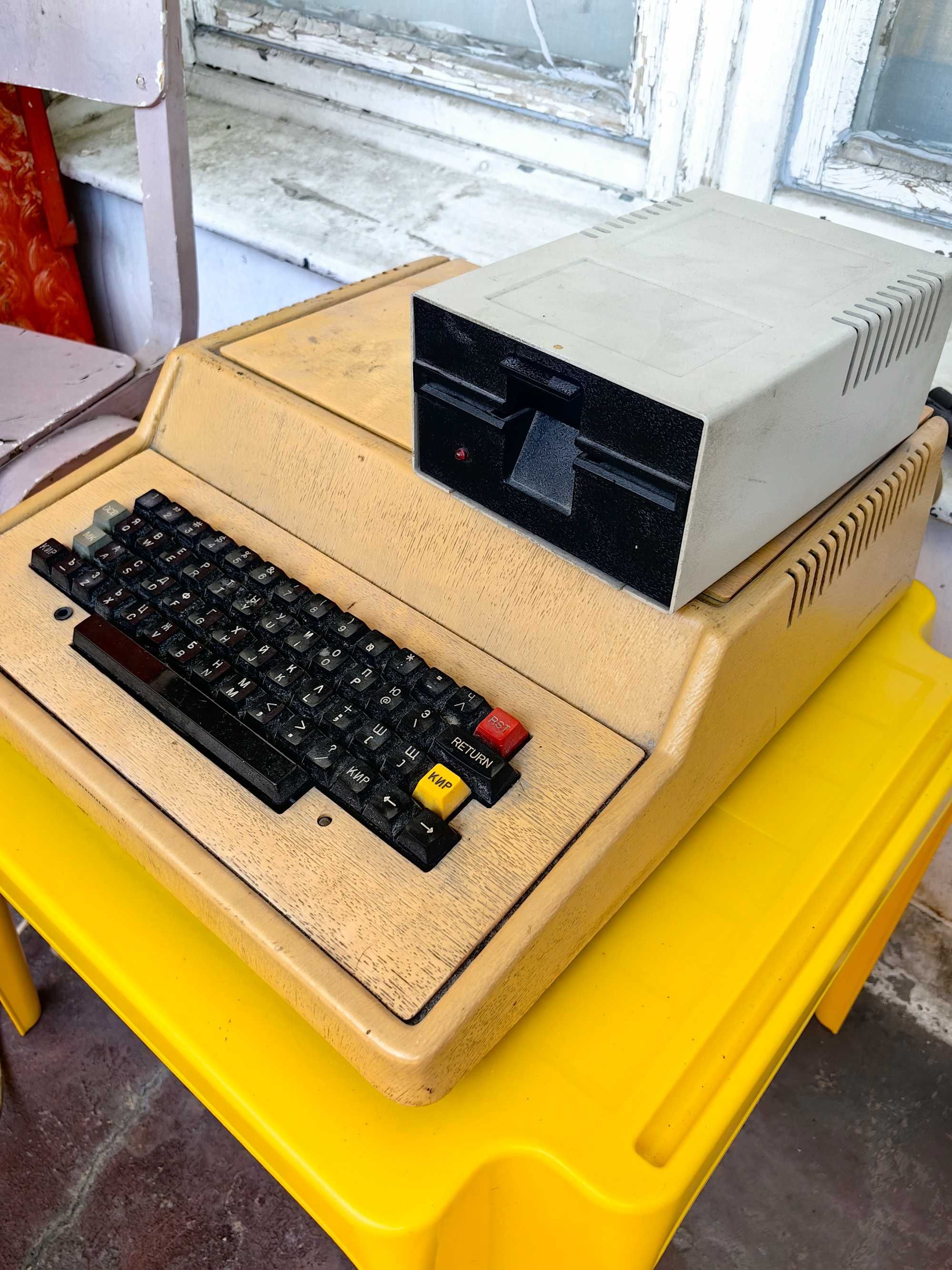 Правец 82 Антика