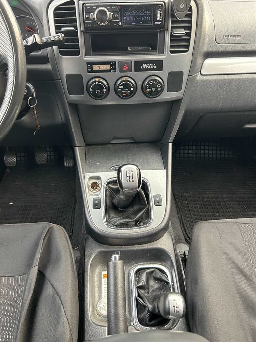 SUZUKY GRAND VITARA 5 USI 4X4 / AN 2005 /  141.000 KM