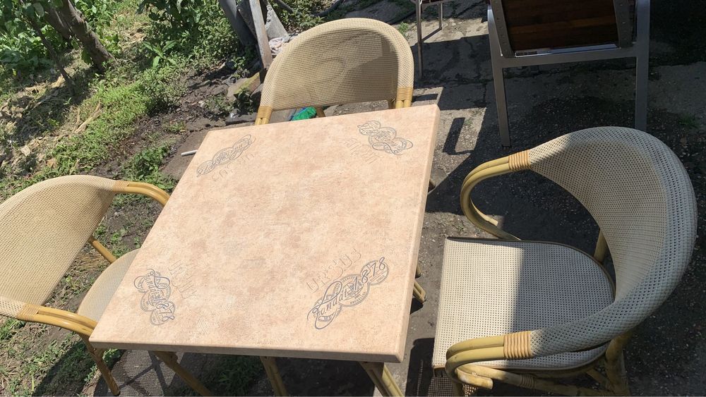 Set mobilier masa +4 scaune