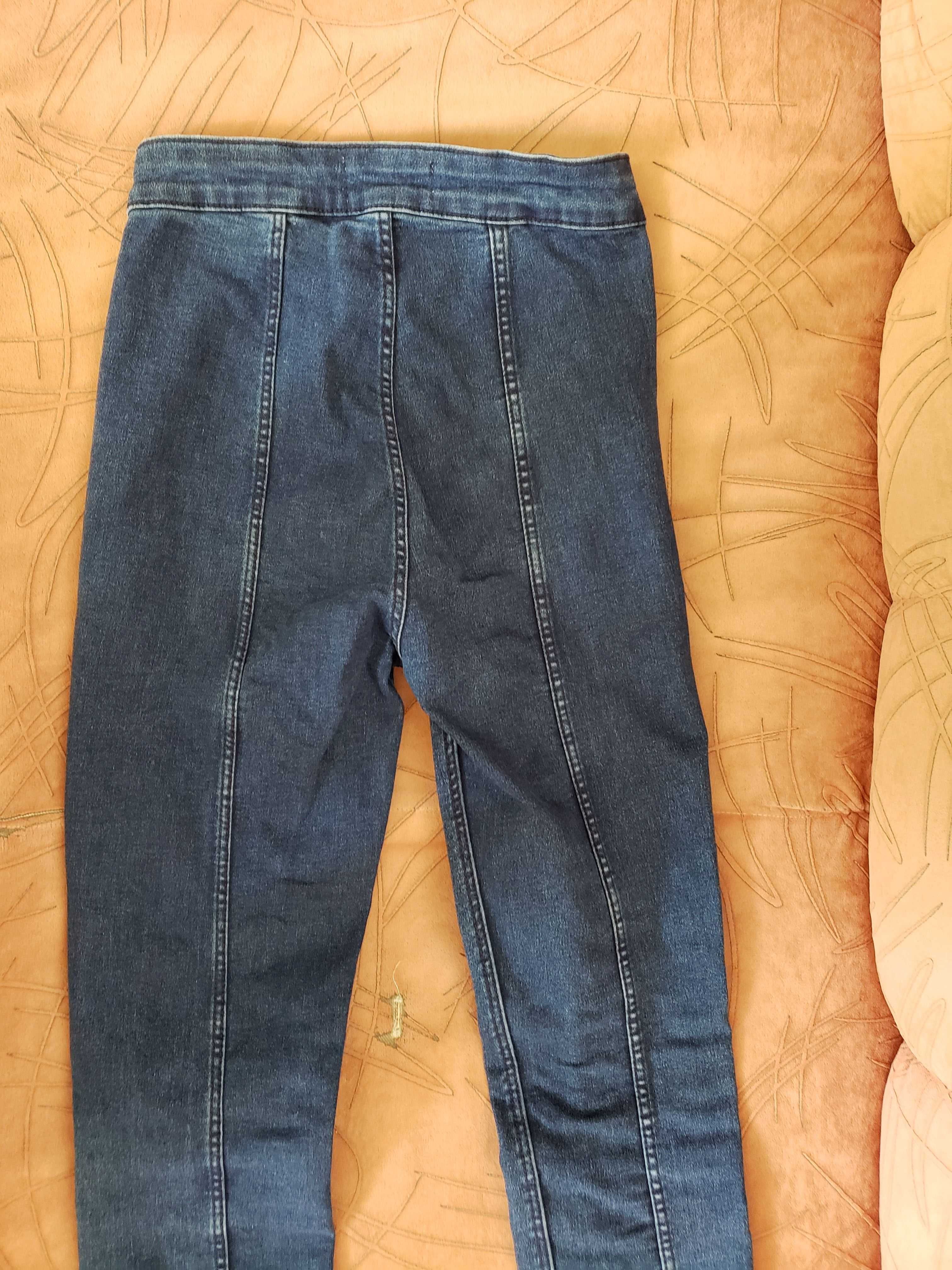 Zara дънки с цепка на крачолите