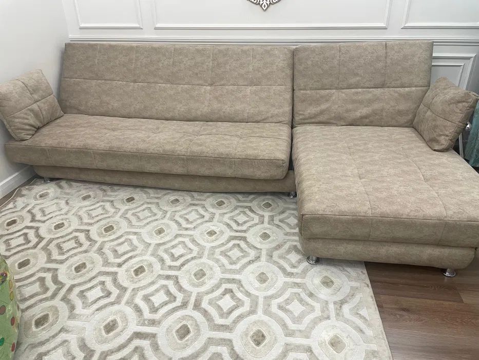 Продам диван в отличном состоянии