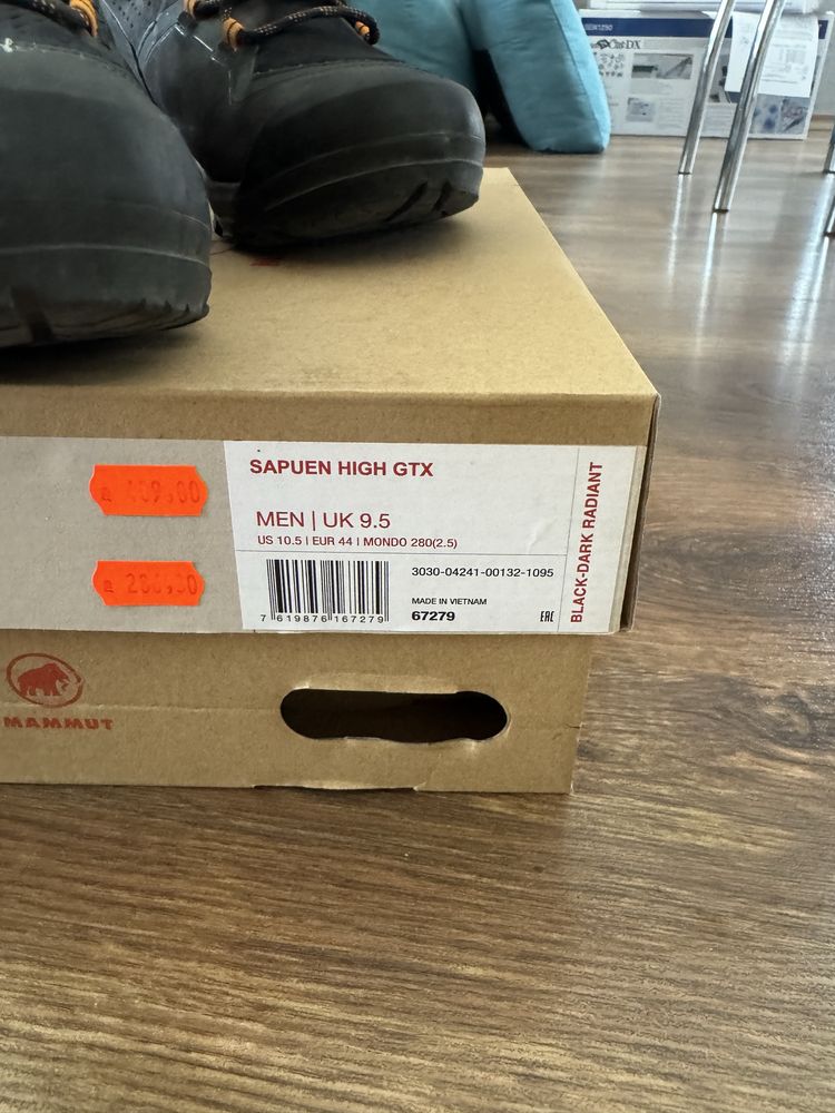 Туристически обувки Mammut Sapuen High GTX Men