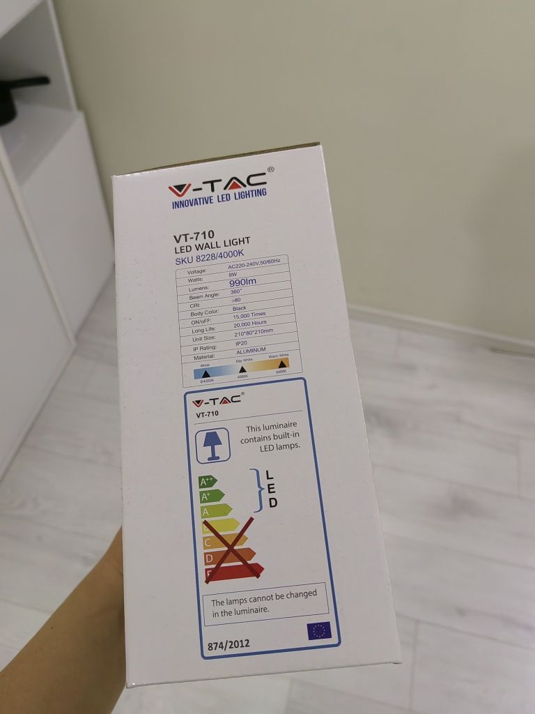 Лед лампа. Продавам 2бр лед лампи V-TAC  Лед лампа. Продавам 2бр лед л