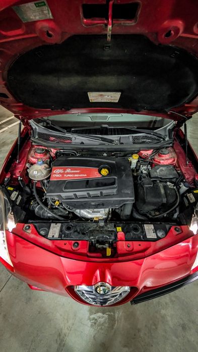 Alfa Romeo Giulietta Quadrifoglio 1750 TBI
