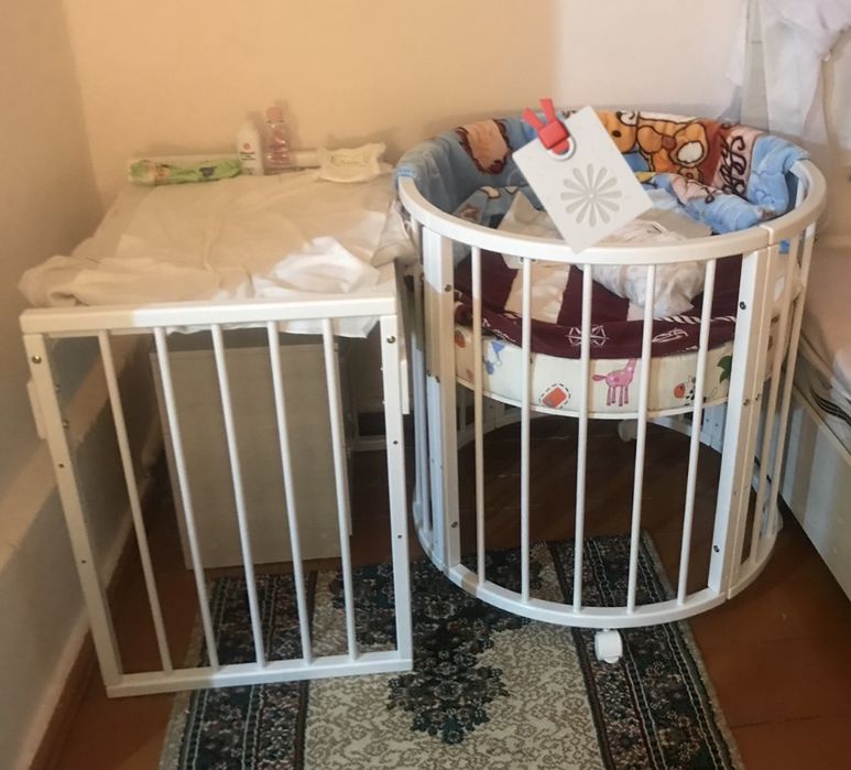 Детская кровать(манеж)