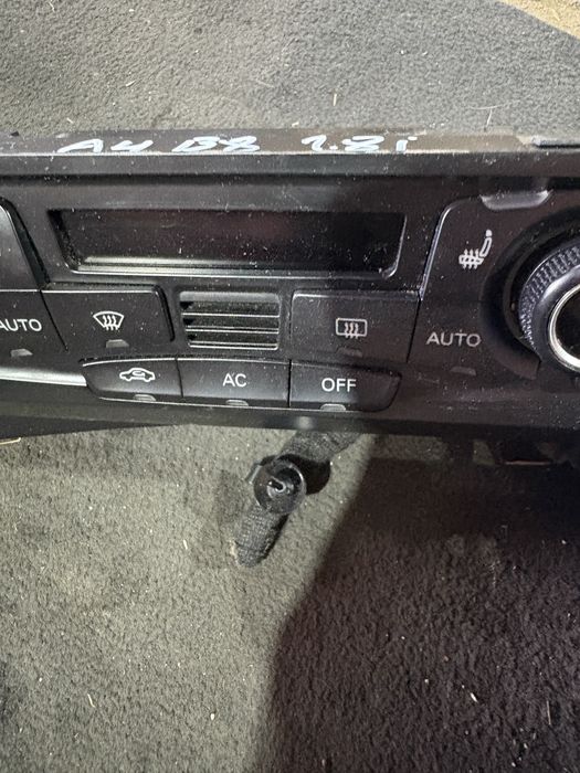Audi A4 B8 Управление Климатроник
