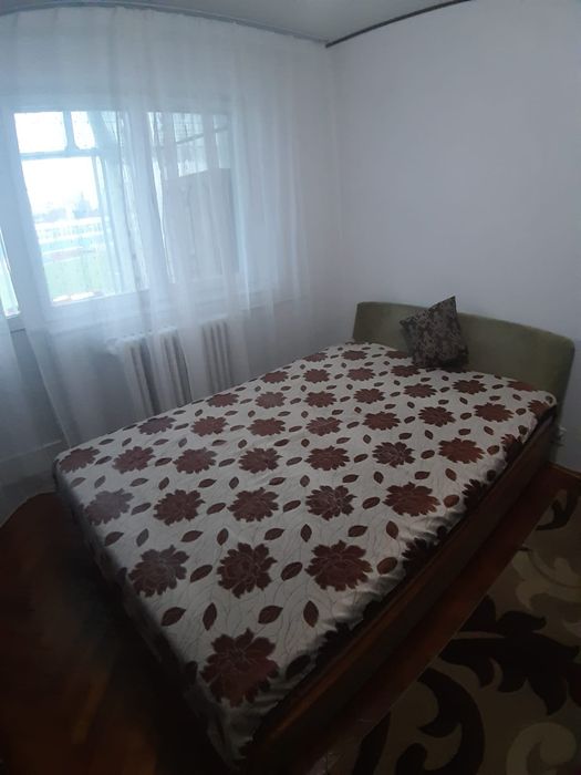 Închiriez garsonieră confort 1