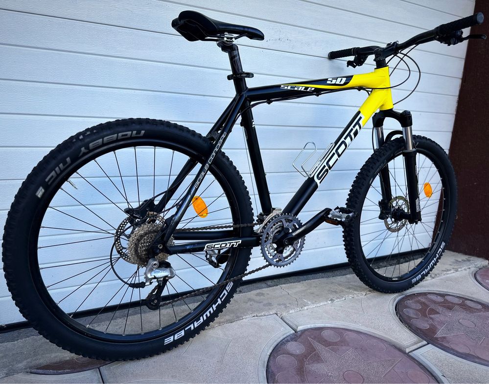 Vand Bicicleta SCOTT,impecabila,furca ROCK SHOX,full Deore!