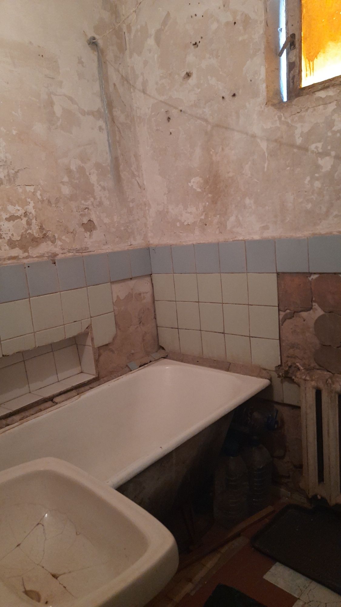 Срочно продам 2/4/4 -77серия Бектемир