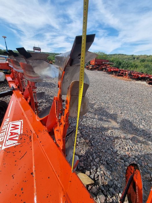 Plug Kuhn Master 120- 5 brazde