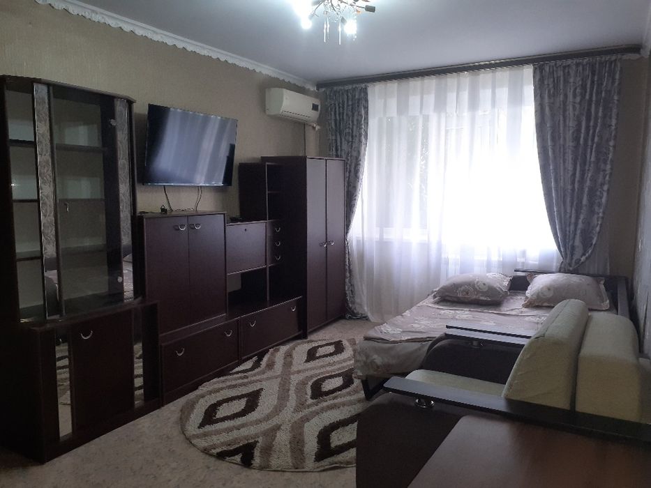 Квартиру на Сазде в долгосрочную аренду сдаю