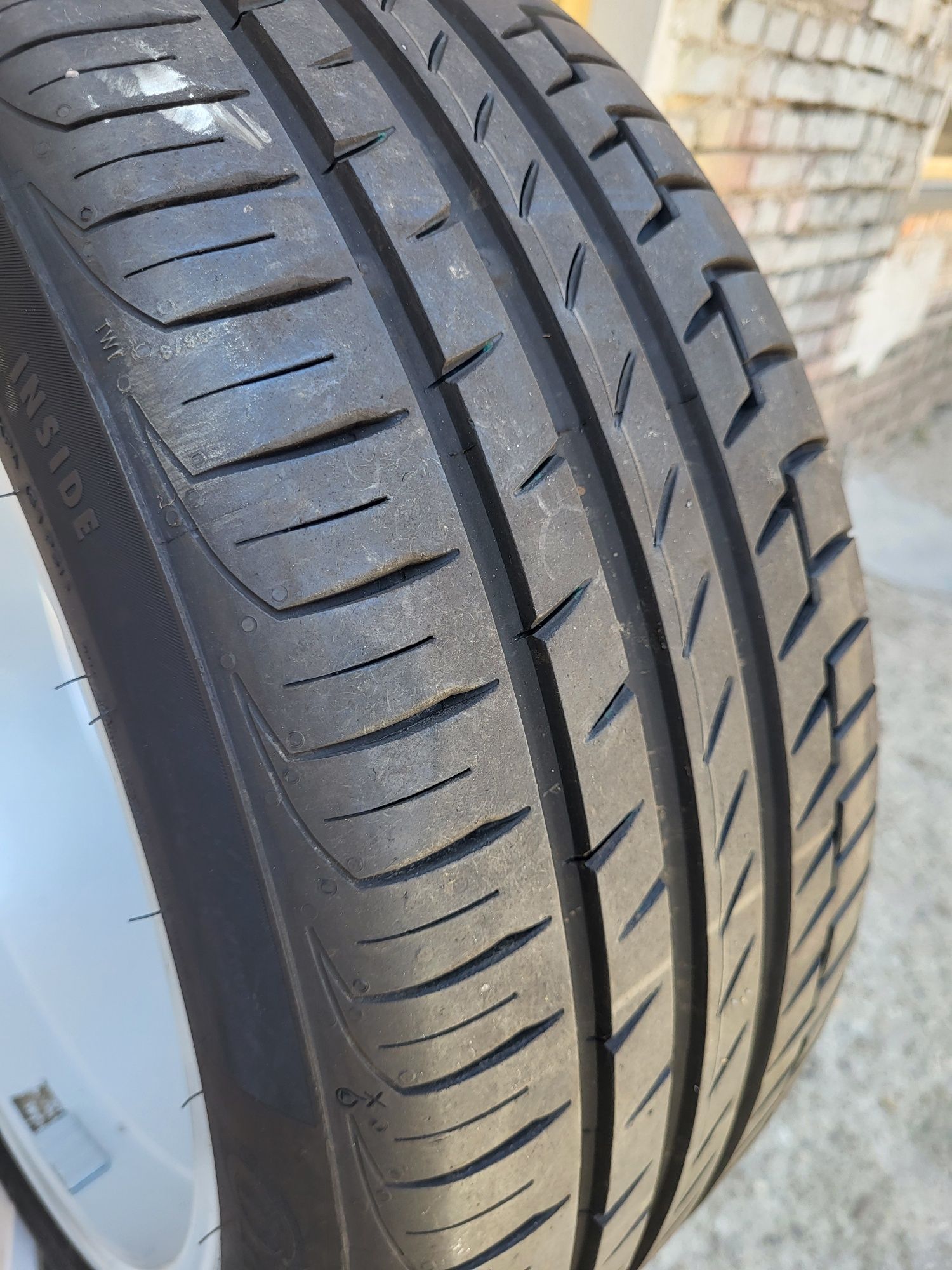 4 бр летни 225/45/17 Continental Bridgestone