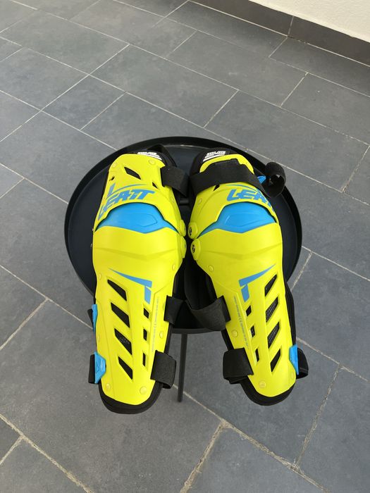 GENUNCHIERE MOTO/ENDURO Leatt Knee & Shin guard dual axis Marime:L/XL