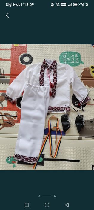 Vând costumaș traditional