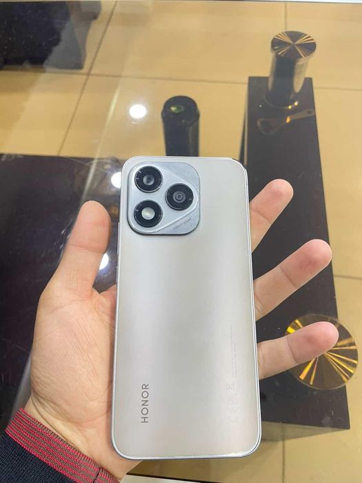 Iwlawi ideal nomi honor 400 lite