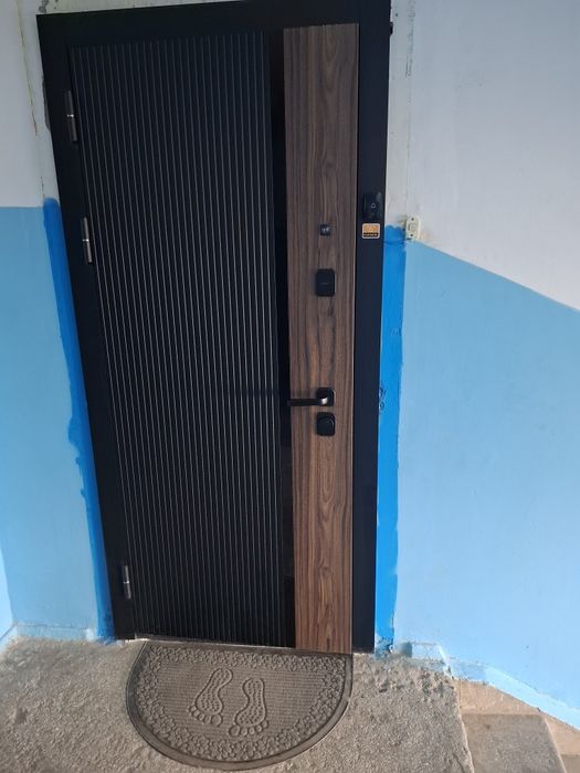 Продам 4 комн квартиру