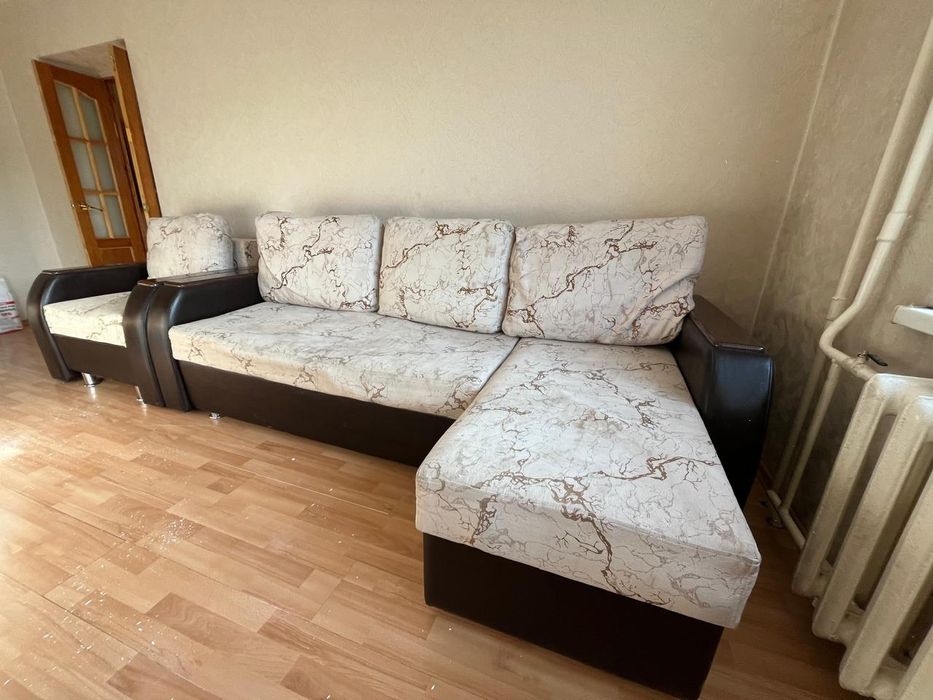 Диван б/у мебель
