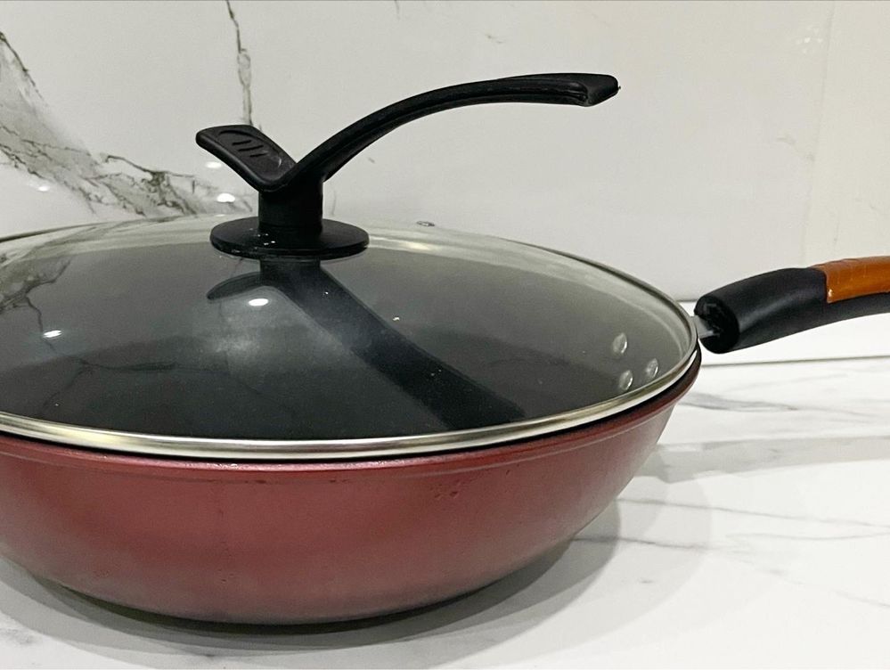 Сковородка wok антипригарная