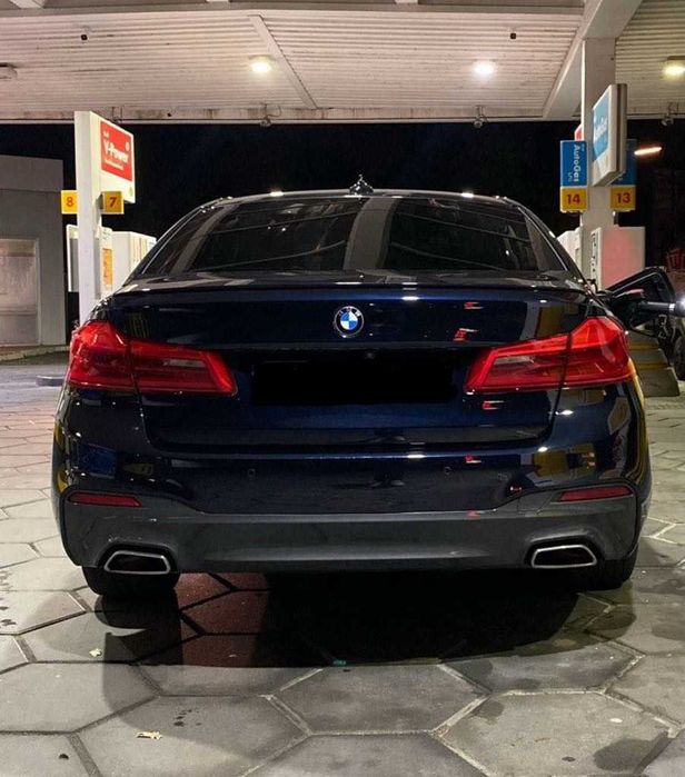 Комплект оригинални европейски стопове за BMW G 30 с жълти мигачи