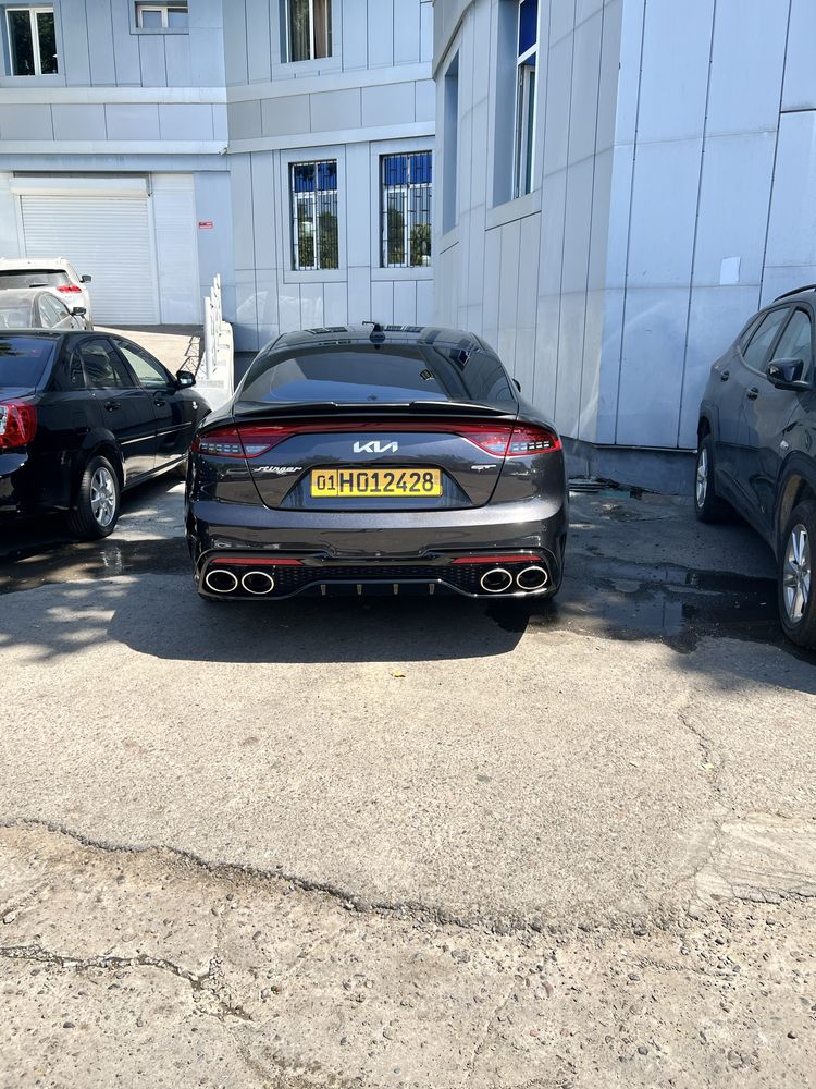 Продам спойлер для Kia Stinger