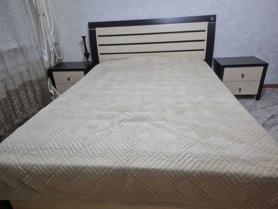 Продам уютный спальный гарнитур в отличном состоянии