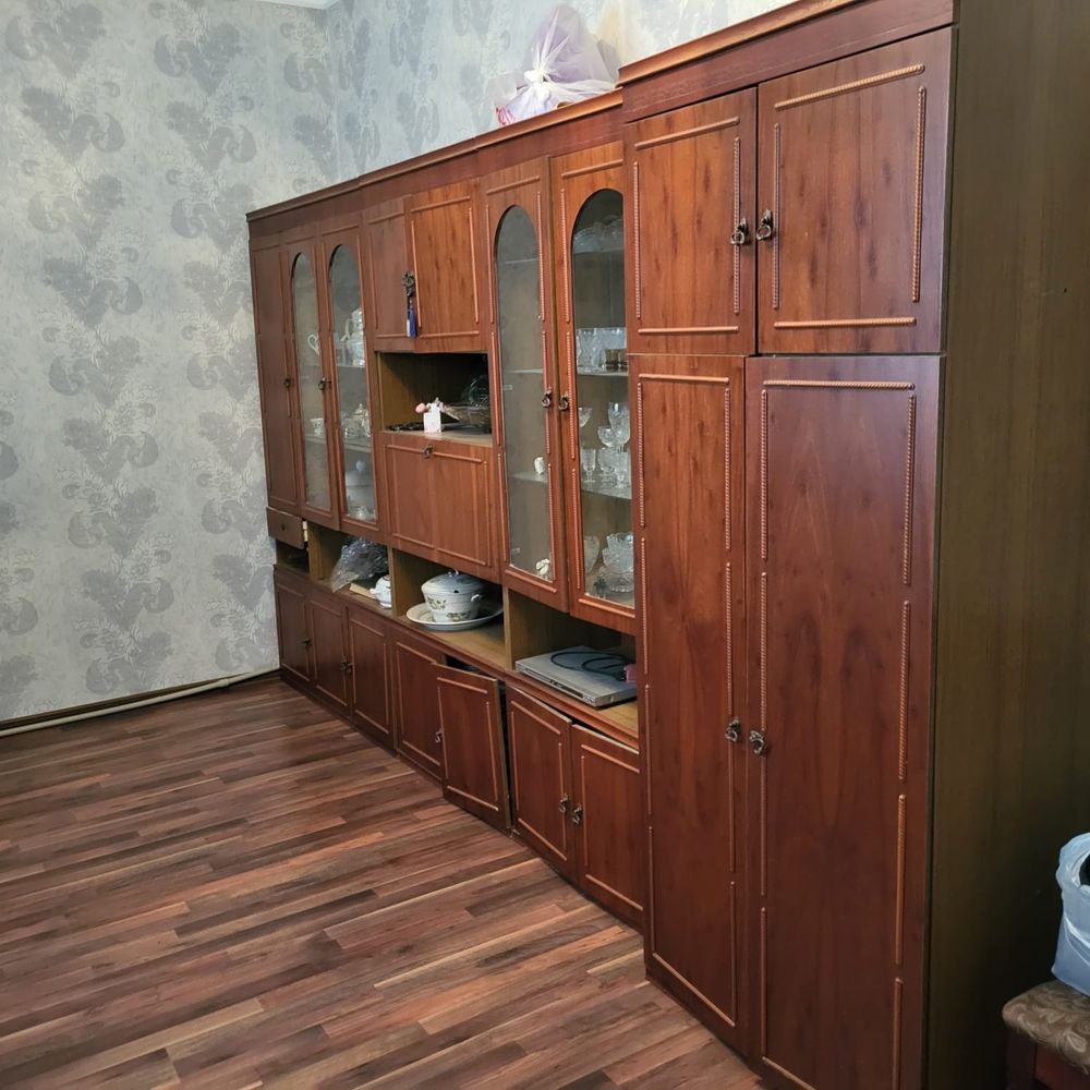 Продается стенка в хорошем состоянии